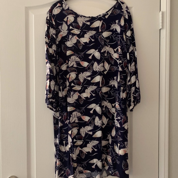 Old Navy Dresses & Skirts - Old Navy Zipper Back. Dress